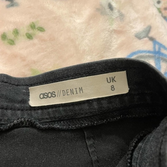 ASOS Bareback Black Shorts - Picture 5 of 5